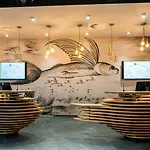 Ibis Styles Stare