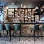 Ibis Styles Stare Готель 3*