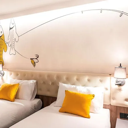 Ibis Styles Stare
