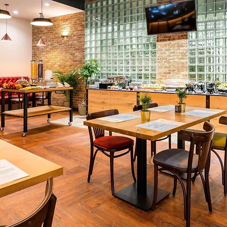 Отель Ibis Styles Stare 3*