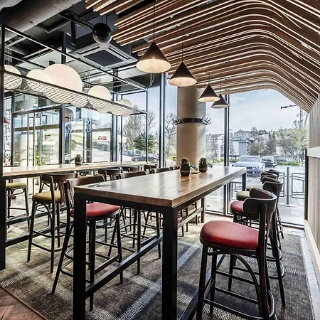 Отель Ibis Styles Stare 3*