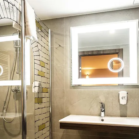 Ibis Styles Stare Отель 3*