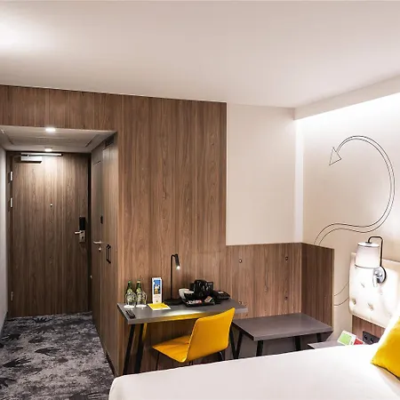 Отель Ibis Styles Stare 3*