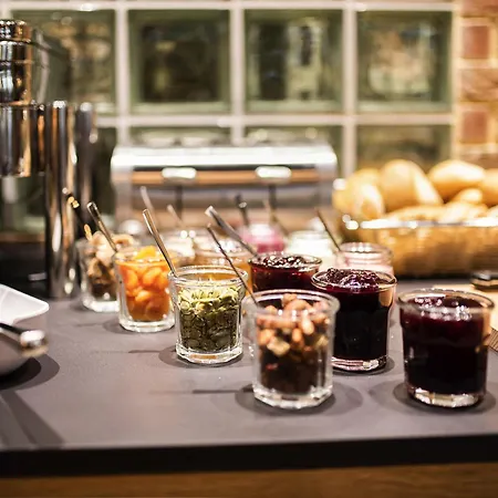 Отель Ibis Styles Stare 3*
